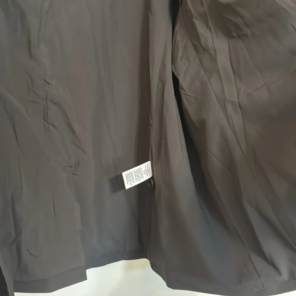 The Drop Blake Long Blazer in Black - Picture 5 of 9
